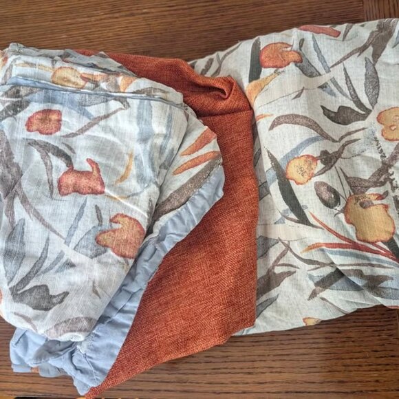 Fieldcrest 100% Cotton Floral King Duvet Cover Set. 2 Shams +1 Pillowcase - Picture 2 of 3